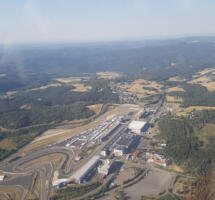 Blick auf Nürburgring in der Eifel