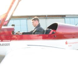 Beim Sicherheitscheck im Cockpit D-MEDU