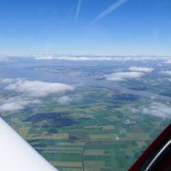 Blick auf Nordseeküste von Holland im Vorbeiflug