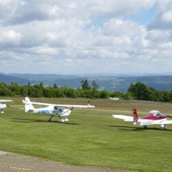 Parkposition auf dem Flugplatz Wasserkuppe